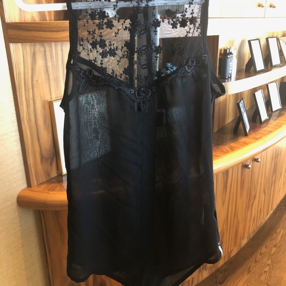 Lace bodysuit - Picture 2 of 6